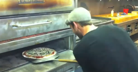 Robbie Sell the Pie Slanger!